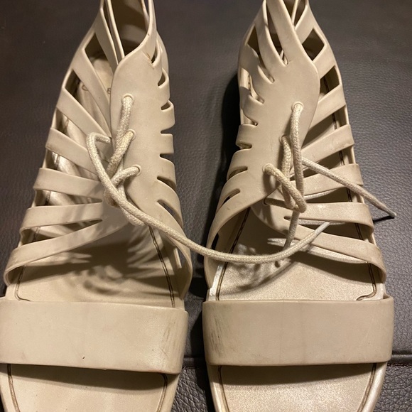 Givenchy Rubber sandals - Picture 3 of 5